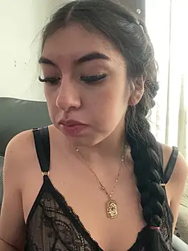 Snapshot of Natsrose chatting on January 9, 12:52 pm Natsrose online show from January 9, 12:52 pm