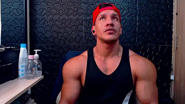 Snapshot of viktor_herrera chatting on January 14, 3:17 pm viktor herrera online show from January 14, 3:17 pm