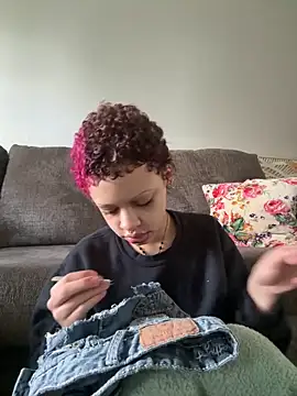 jojosbizarrelyf online show from April 11, 8:57 pm