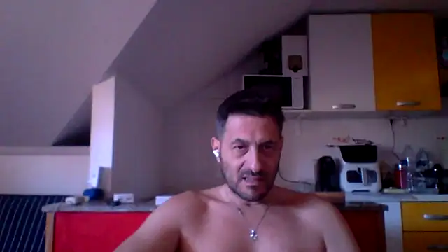 colosone online show from April 7, 9:10 am