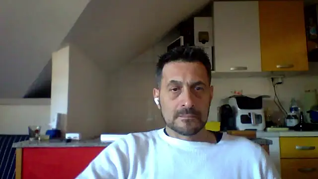 colosone online show from April 8, 10:59 am