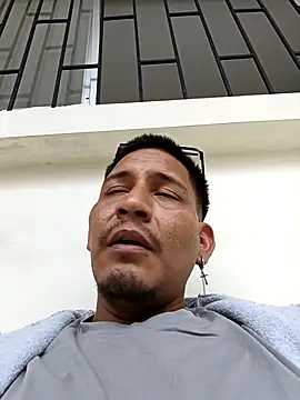 Snapshot of cielo420 chatting on January 9, 12:52 pm cielo420 online show from January 9, 12:52 pm