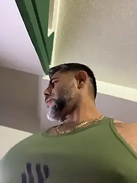 wolfbucker online show from January 10, 5:20 am