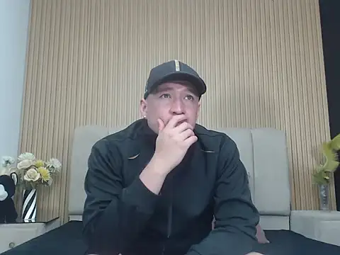 LesterJoness online show from January 7, 6:21 pm