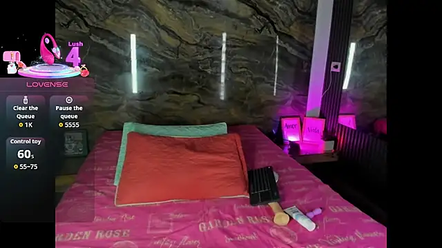 Skarleth queen online show from February 14, 4:09 am