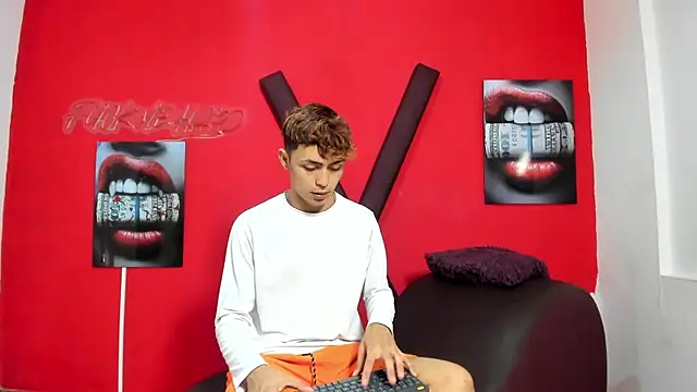 AVENGER BOYS2026 online show from April 12, 7:19 pm