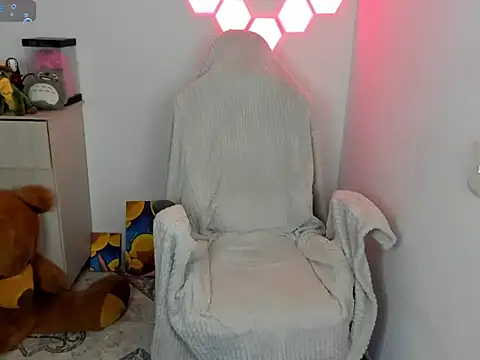 emillyaqua online show from January 8, 9:06 pm