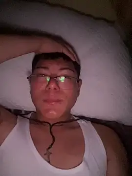 Snapshot of soyrodryp chatting on March 21, 8:19 am soyrodryp online show from March 21, 8:19 am