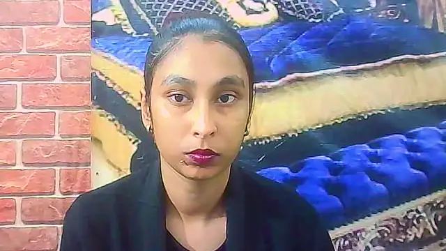 Snapshot of IndianSexyButt chatting on June 19, 5:12 am IndianSexyButt online show from June 19, 5:12 am