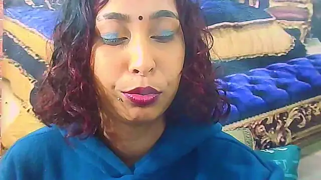 Snapshot of IndianSexyButt chatting on July 6, 5:59 am IndianSexyButt online show from July 6, 5:59 am