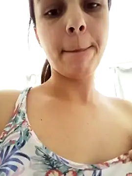 Snapshot of Jenevaonlovexq chatting on February 3, 11:04 am Jenevaonlovexq online show from February 3, 11:04 am