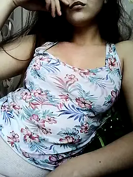 Snapshot of Jenevaonlovexq chatting on February 18, 10:44 am Jenevaonlovexq online show from February 18, 10:44 am