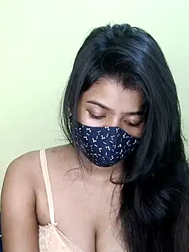 trinasa online show from June 12, 7:02 pm