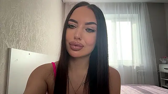 QueenGelik online show from February 19, 3:02 am