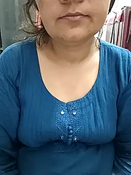 piryasharma005 online show from March 10, 6:02 pm