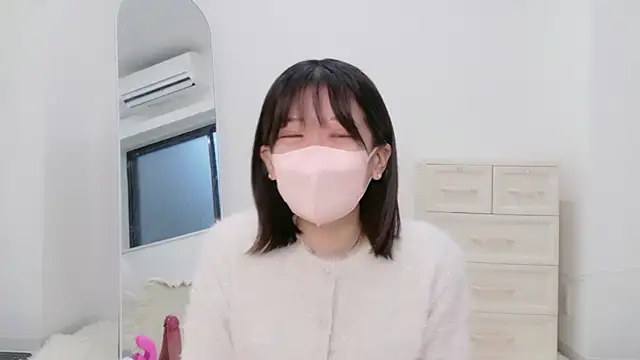 Snapshot of yuruchan_ chatting on March 4, 8:31 am yuruchan online show from March 4, 8:31 am