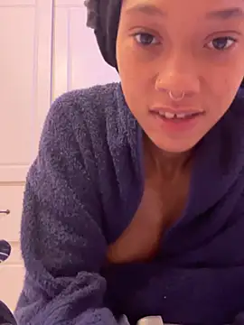 Tamiii420 online show from July 12, 2:41 pm
