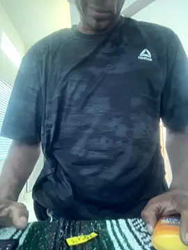 Snapshot of ZF-Athlete chatting on January 6, 3:16 pm ZF-Athlete online show from January 6, 3:16 pm