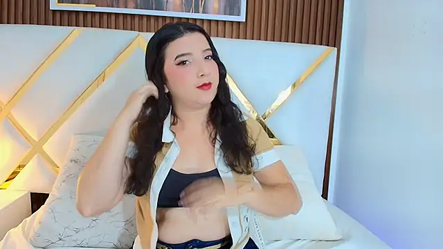 Zoe Cuttee online show from January 7, 11:34 am