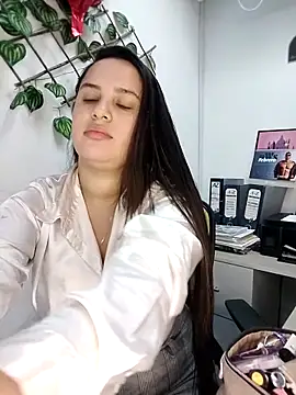 Victoria Poncce1 online show from February 25, 1:21 pm