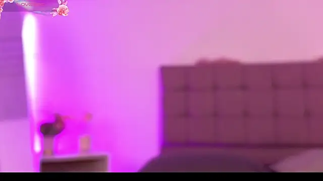 Snapshot of DulceRouss_ chatting on January 11, 11:48 am DulceRouss online show from January 11, 11:48 am