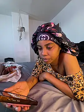 oshun6360 online show from April 15, 8:53 pm