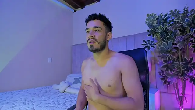 Snapshot of aries_unbound chatting on January 14, 12:11 pm aries unbound online show from January 14, 12:11 pm