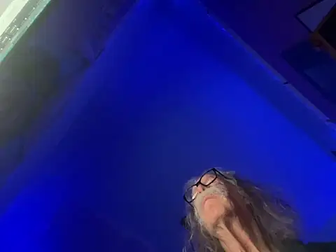 Snapshot of LickYourYoni chatting on February 1, 12:59 pm LickYourYoni online show from February 1, 12:59 pm