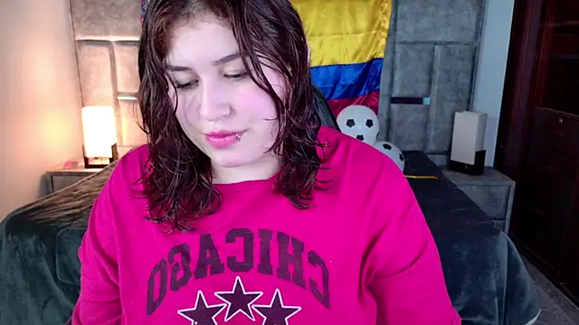 Snapshot of azul_veraa chatting on July 3, 12:22 pm azul veraa online show from July 3, 12:22 pm
