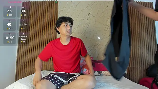 Snapshot of benji_and_nathan chatting on January 9, 11:13 am benji and nathan online show from January 9, 11:13 am