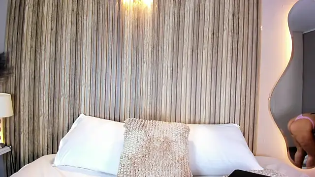 FireDollx online show from April 2, 4:32 am