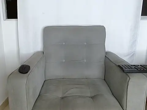 Snapshot of dani_sex1_ chatting on June 16, 2:36 am dani sex1 online show from June 16, 2:36 am