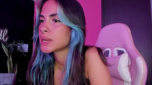 azula lillet online show from February 10, 3:27 pm