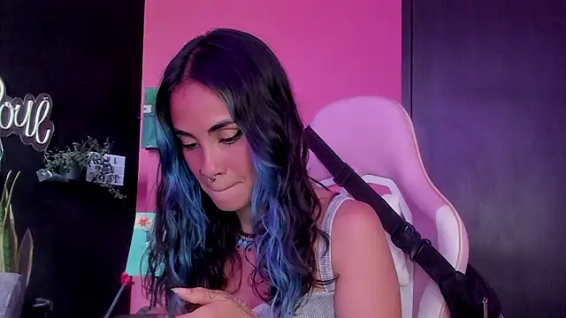 azula lillet online show from February 21, 8:54 pm