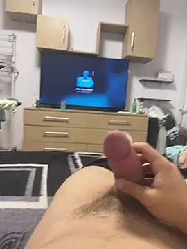 Snapshot of robiggestdick chatting on August 1, 11:14 pm robiggestdick online show from August 1, 11:14 pm