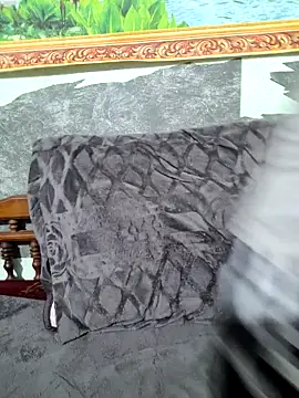 -LunaLust online show from March 21, 9:47 am