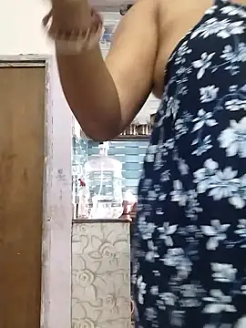 Snapshot of pinkisaha75 chatting on March 1, 1:40 am pinkisaha75 online show from March 1, 1:40 am