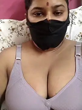 Snapshot of pinkisaha75 chatting on April 3, 1:25 am pinkisaha75 online show from April 3, 1:25 am