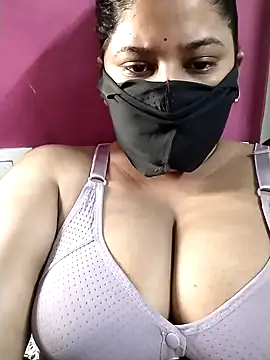 Snapshot of pinkisaha75 chatting on April 4, 1:37 am pinkisaha75 online show from April 4, 1:37 am