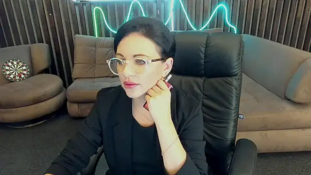 Dafni Monn online show from September 20, 5:41 am