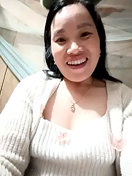 yu--yo online show from February 19, 11:39 am