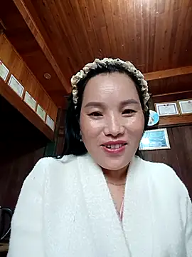yu--yo online show from May 7, 1:00 am
