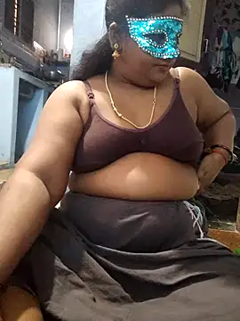 Snapshot of divyasree1431 chatting on February 16, 5:14 am divyasree1431 online show from February 16, 5:14 am