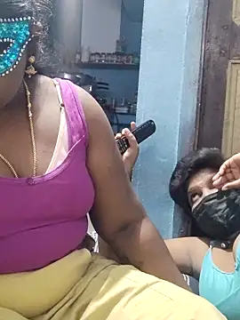 Snapshot of divyasree1431 chatting on February 18, 6:37 pm divyasree1431 online show from February 18, 6:37 pm