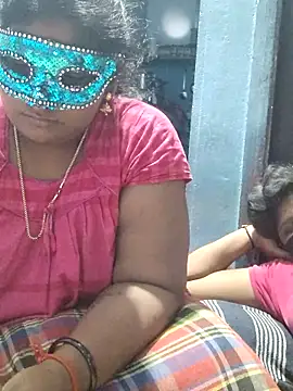 Snapshot of divyasree1431 chatting on February 23, 12:46 pm divyasree1431 online show from February 23, 12:46 pm