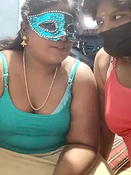 Snapshot of divyasree1431 chatting on February 28, 12:06 pm divyasree1431 online show from February 28, 12:06 pm