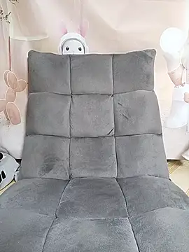 MiaBaba online show from April 6, 7:48 pm