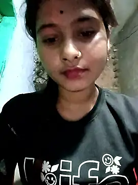 Snapshot of Nirasha_cute chatting on January 16, 8:35 pm Nirasha cute online show from January 16, 8:35 pm