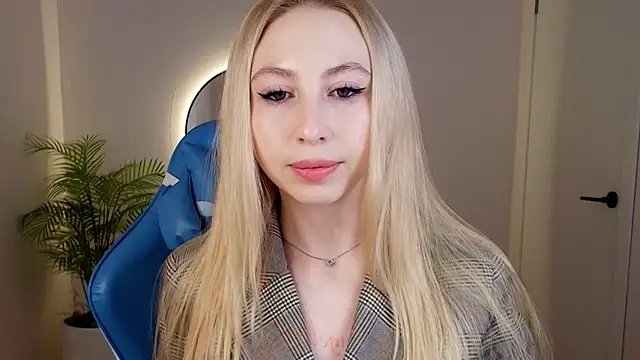 AshLinks  online show from January 14, 8:42 am