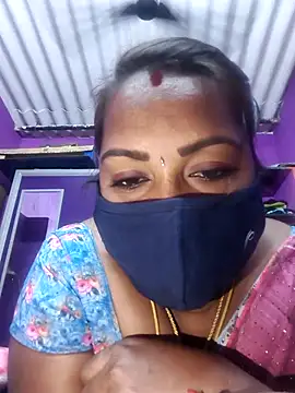Snapshot of Tamil_Hot_Priya chatting on January 19, 1:15 pm Tamil Hot Priya online show from January 19, 1:15 pm
